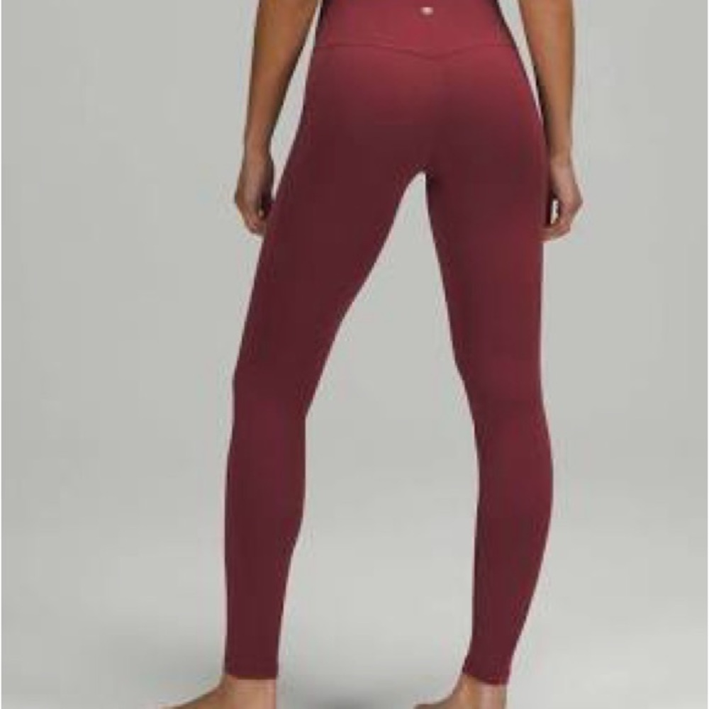 Lululemon Align High-Rise Pant with Pockets 28"
Mulled Wine Sz 8 New With Tags